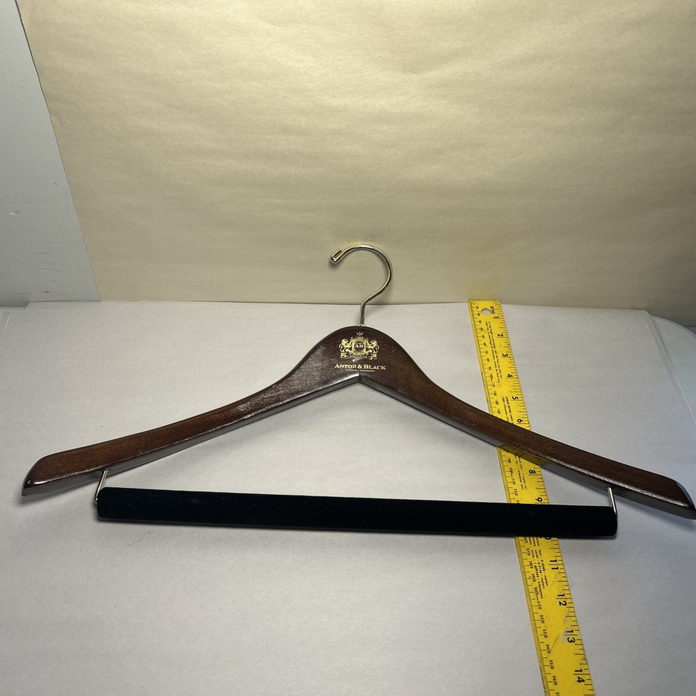 ASTOR & BLACK (3) Custom Clothiers Suit Jacket Pants Hanger FELT BAR Brass Hook - Picture 6 of 7